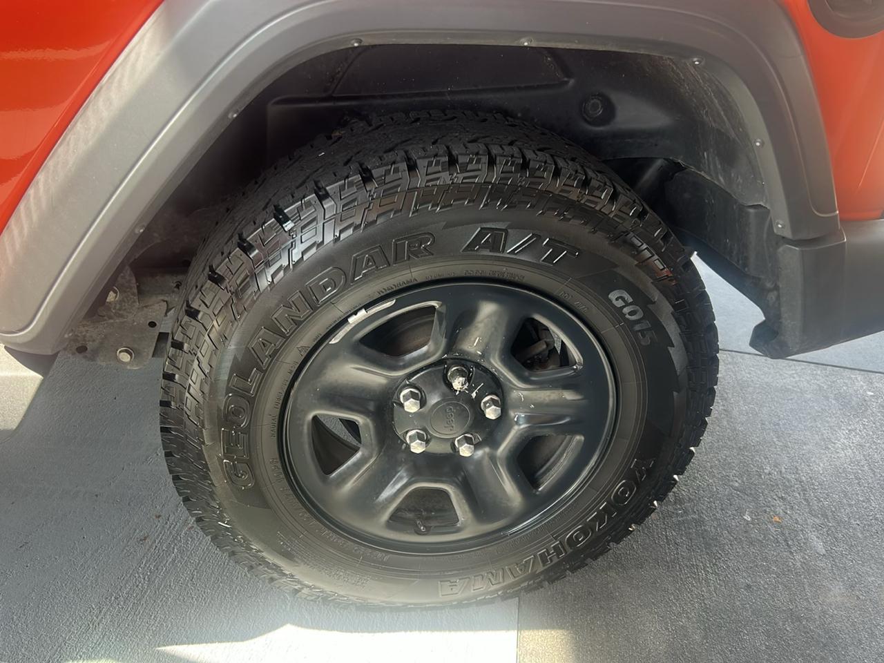 Jeep Wrangler Sport 4WD 2019