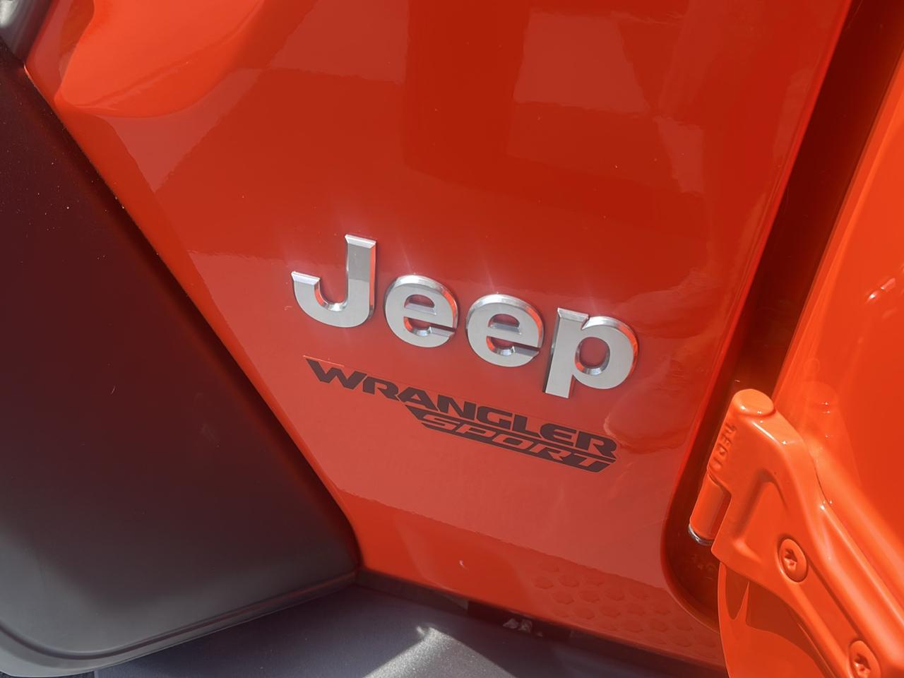 Jeep Wrangler Sport 4WD 2019
