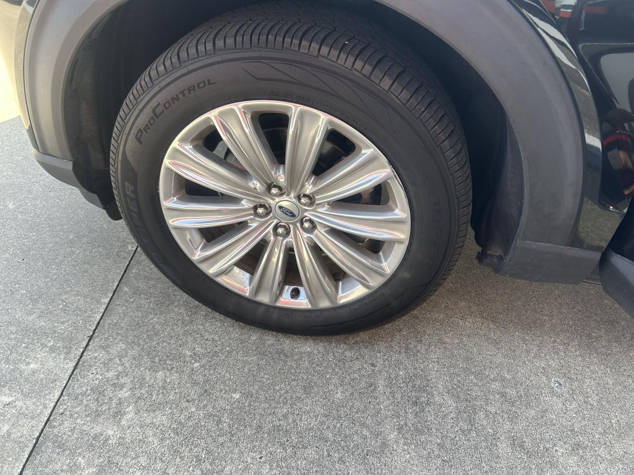Ford Explorer Limited AWD 2020