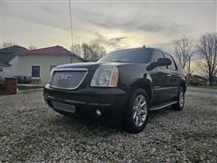 2011 GMC Yukon Denali 