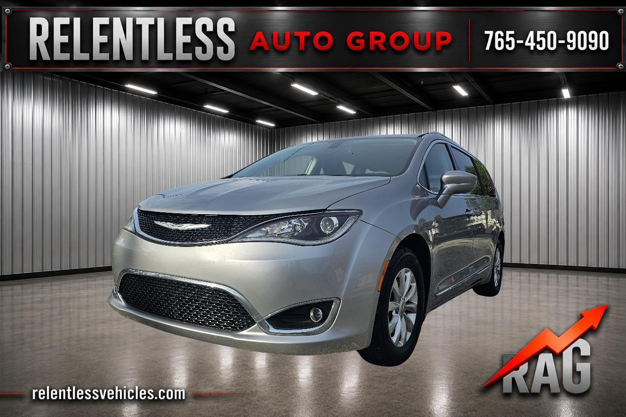 2018 Chrysler Pacifica Touring-L