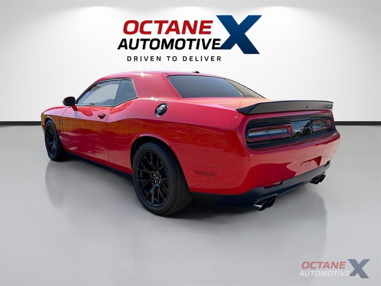 Dodge Challenger  2016