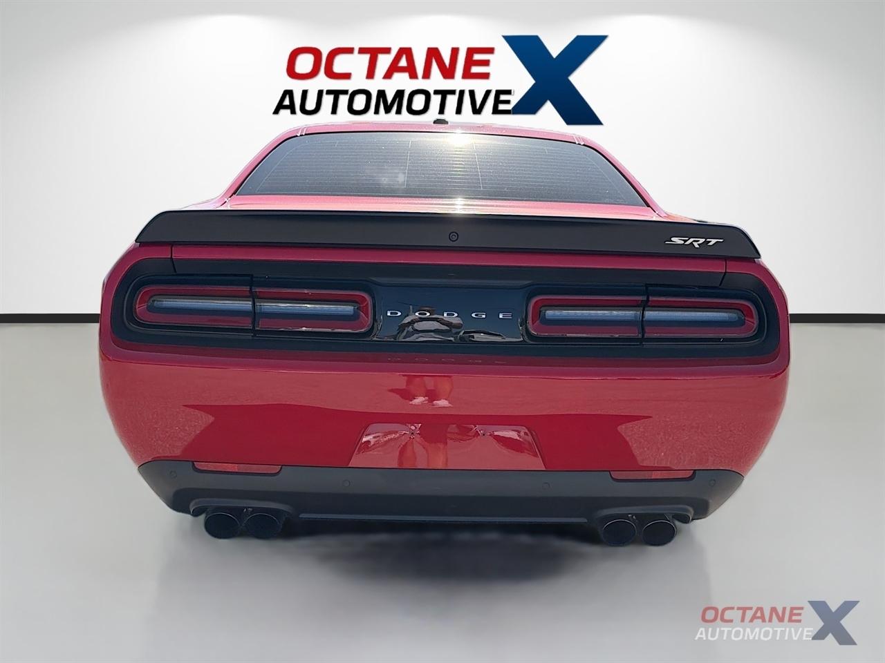 Dodge Challenger  2016