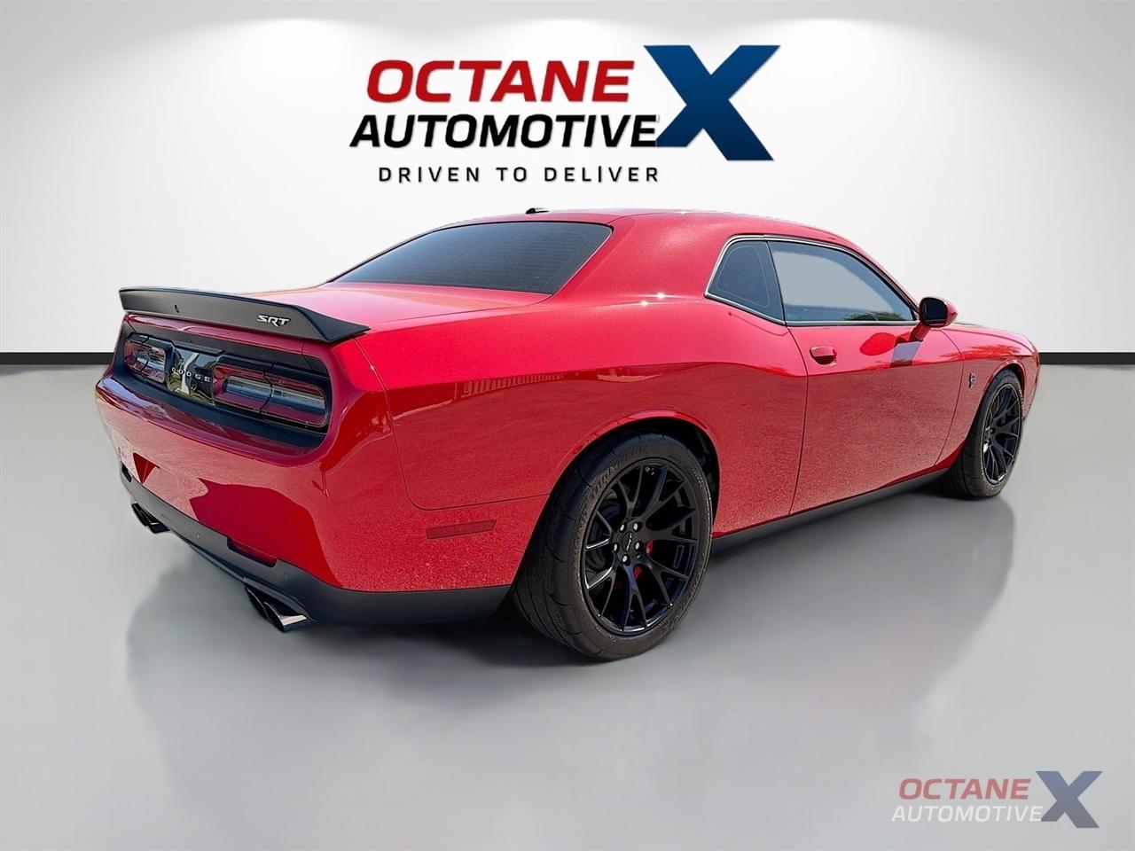 Dodge Challenger  2016