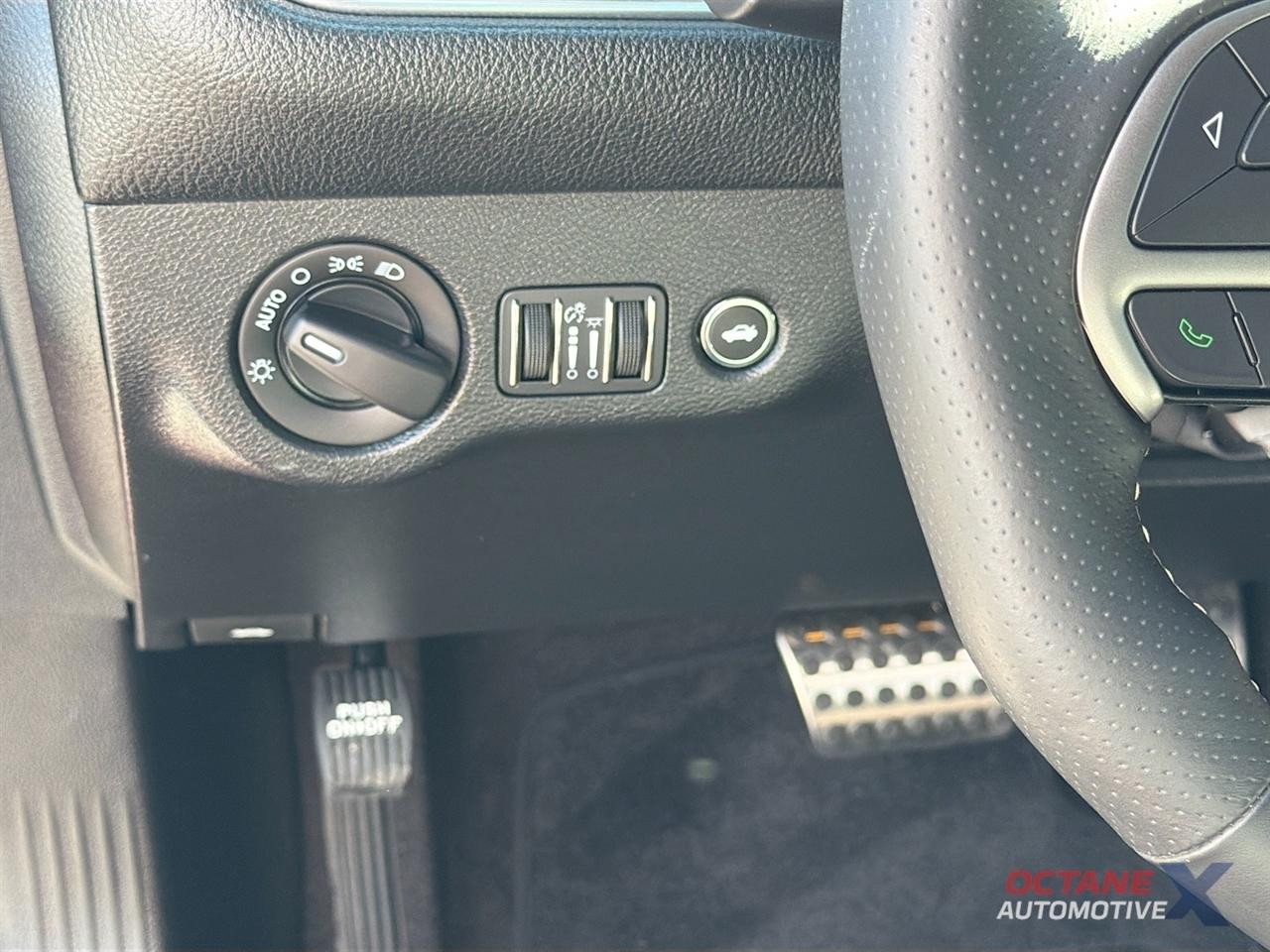 Dodge Challenger  2016