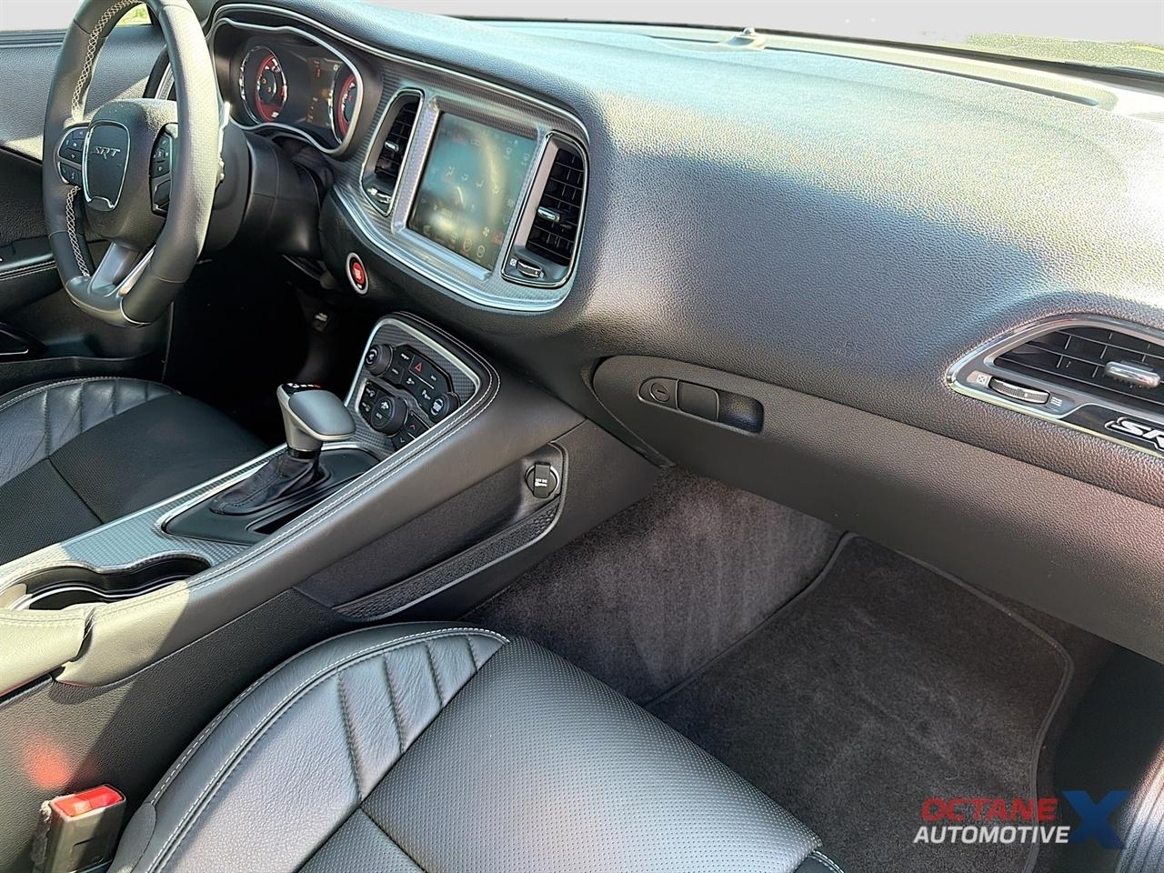 Dodge Challenger  2016