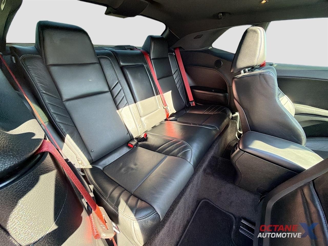 Dodge Challenger  2016