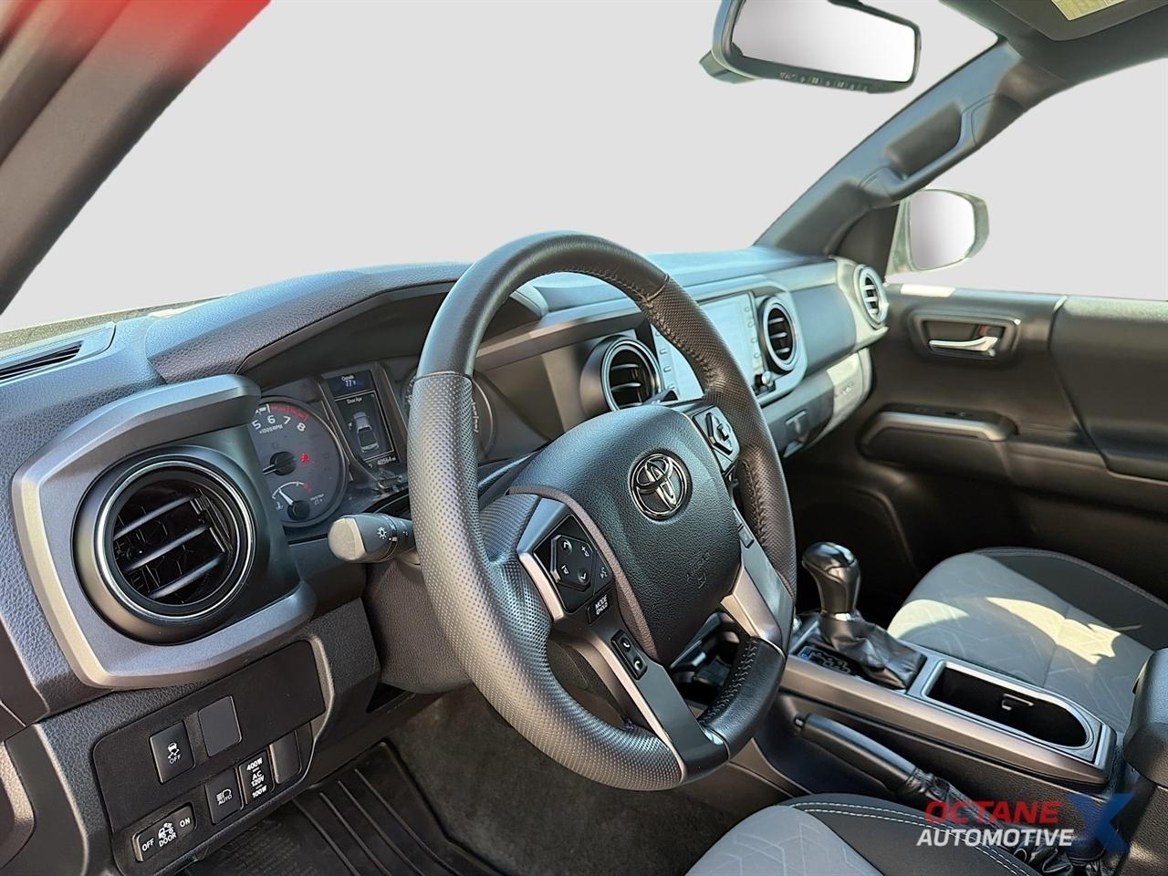 Toyota Tacoma 4WD  2021