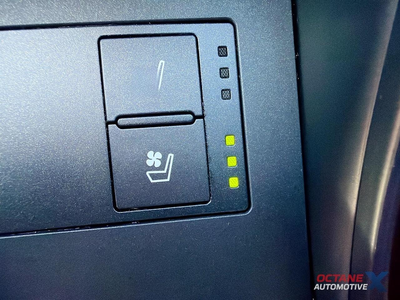 Lexus IS 350 4D Sedan 2024