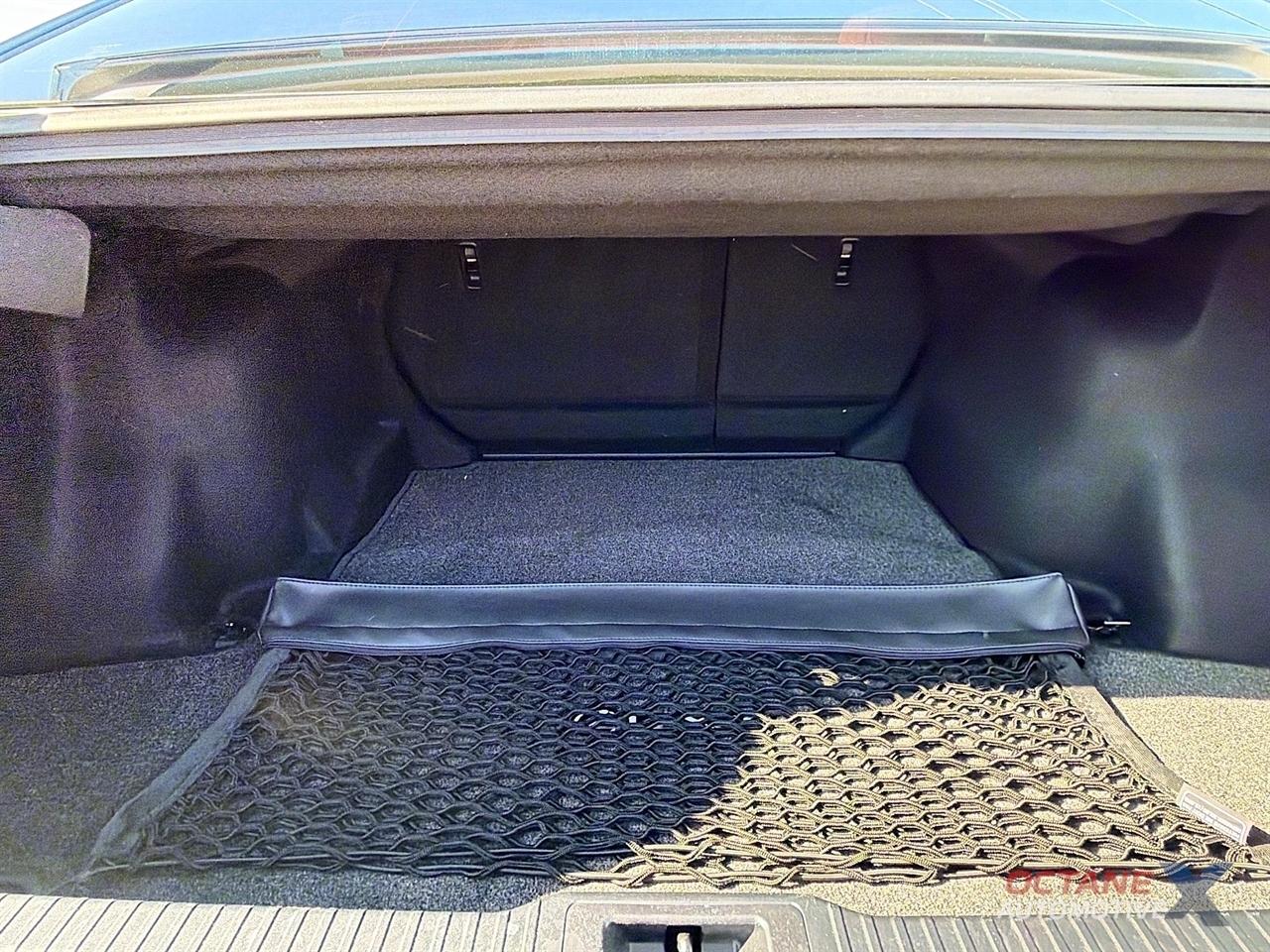 Lexus IS 350 4D Sedan 2024