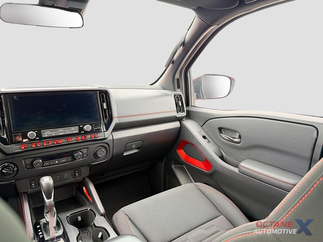Nissan Frontier  2025