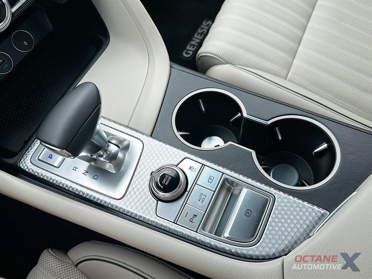 Genesis G70  2023
