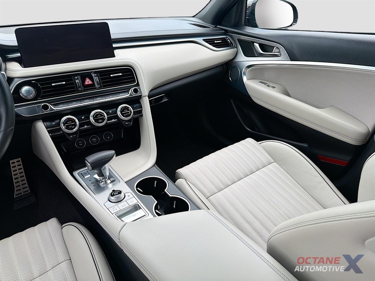 Genesis G70  2023