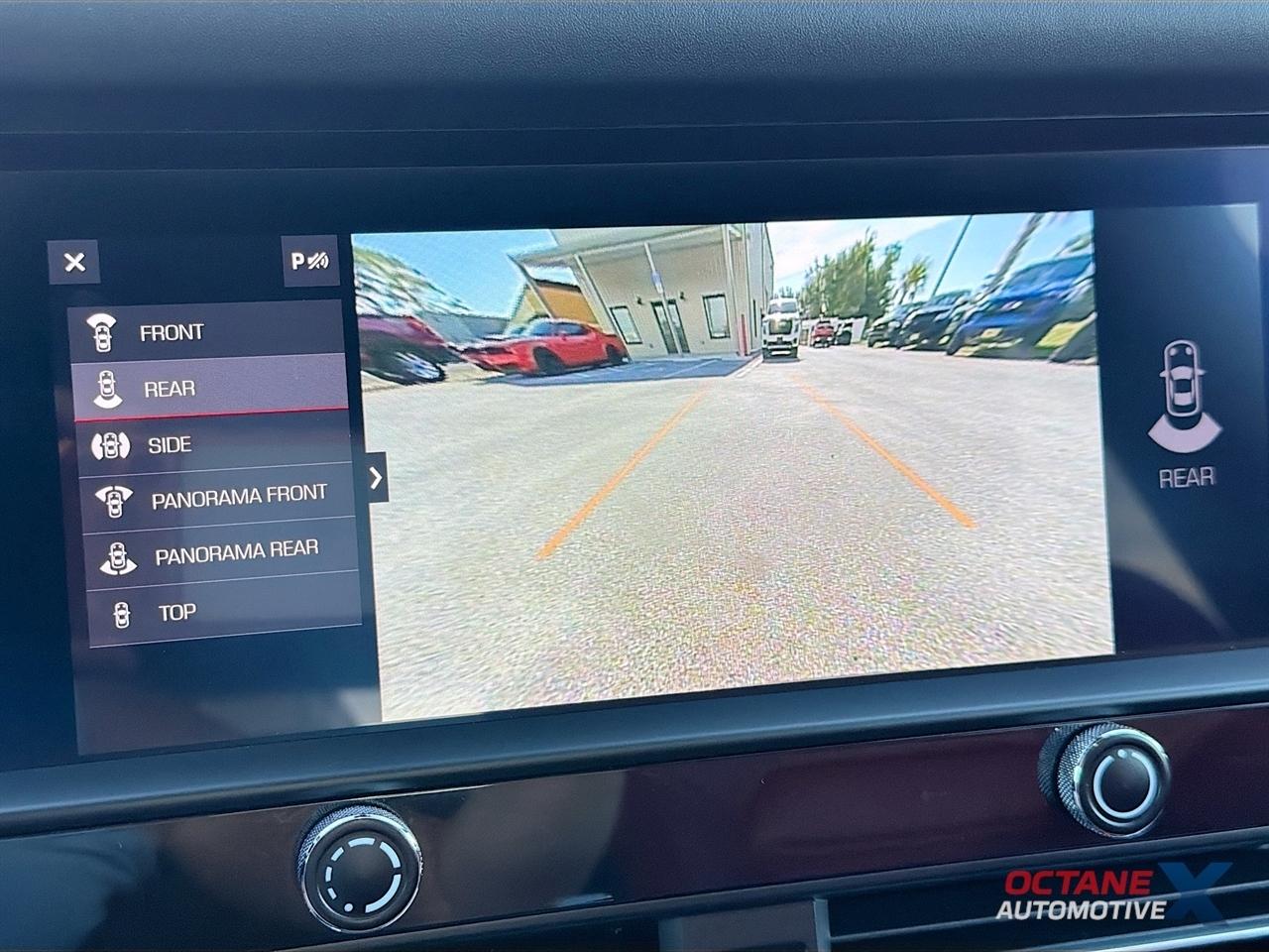 Porsche Macan  2022
