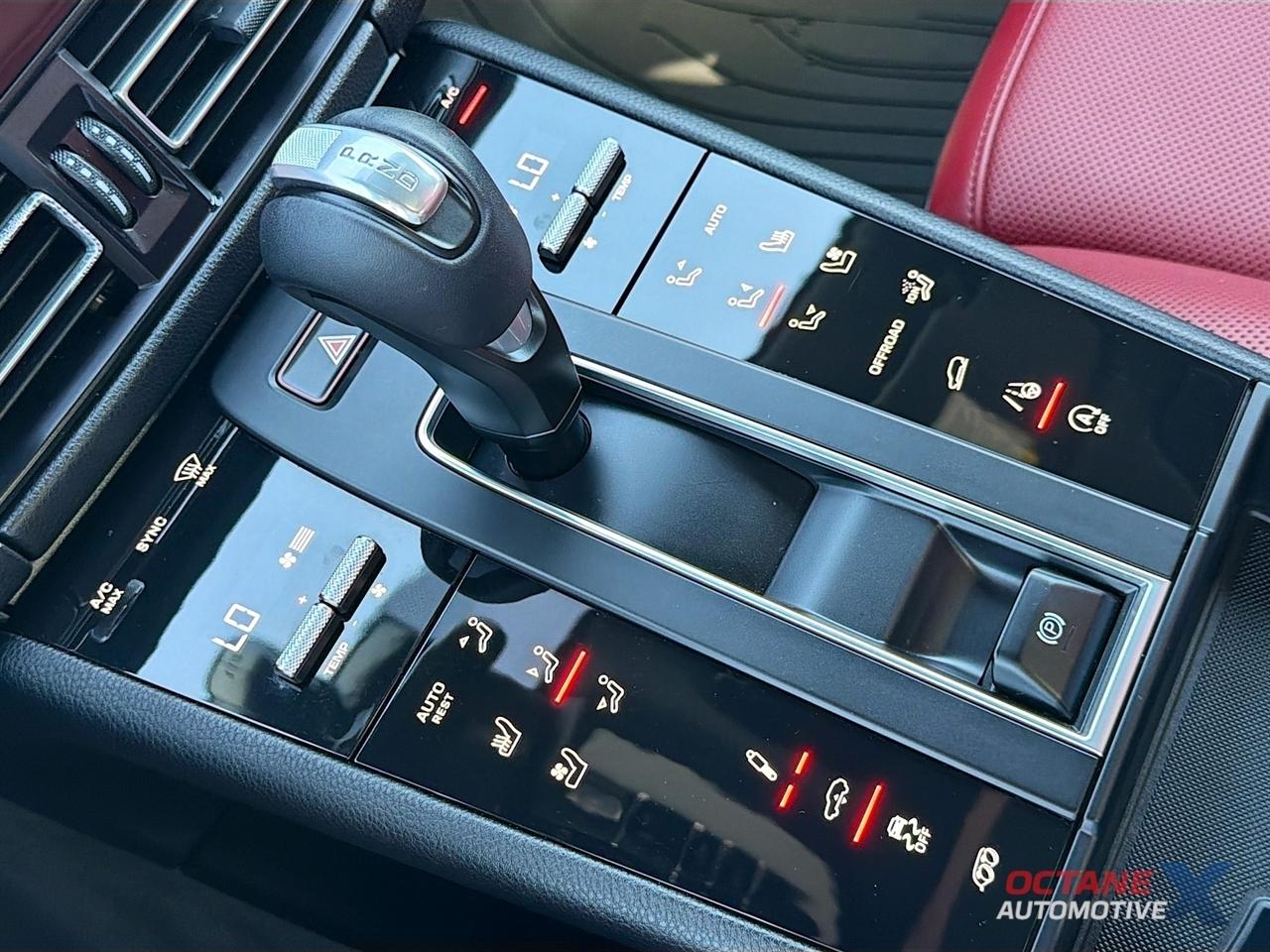 Porsche Macan  2022