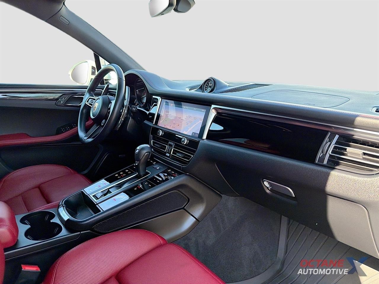 Porsche Macan  2022