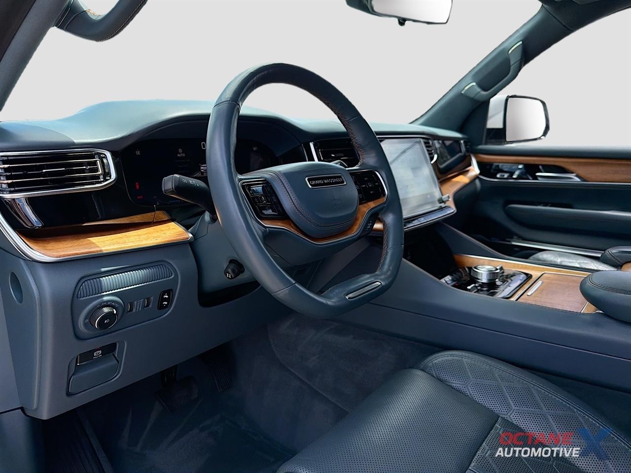 Jeep Grand Wagoneer  2022