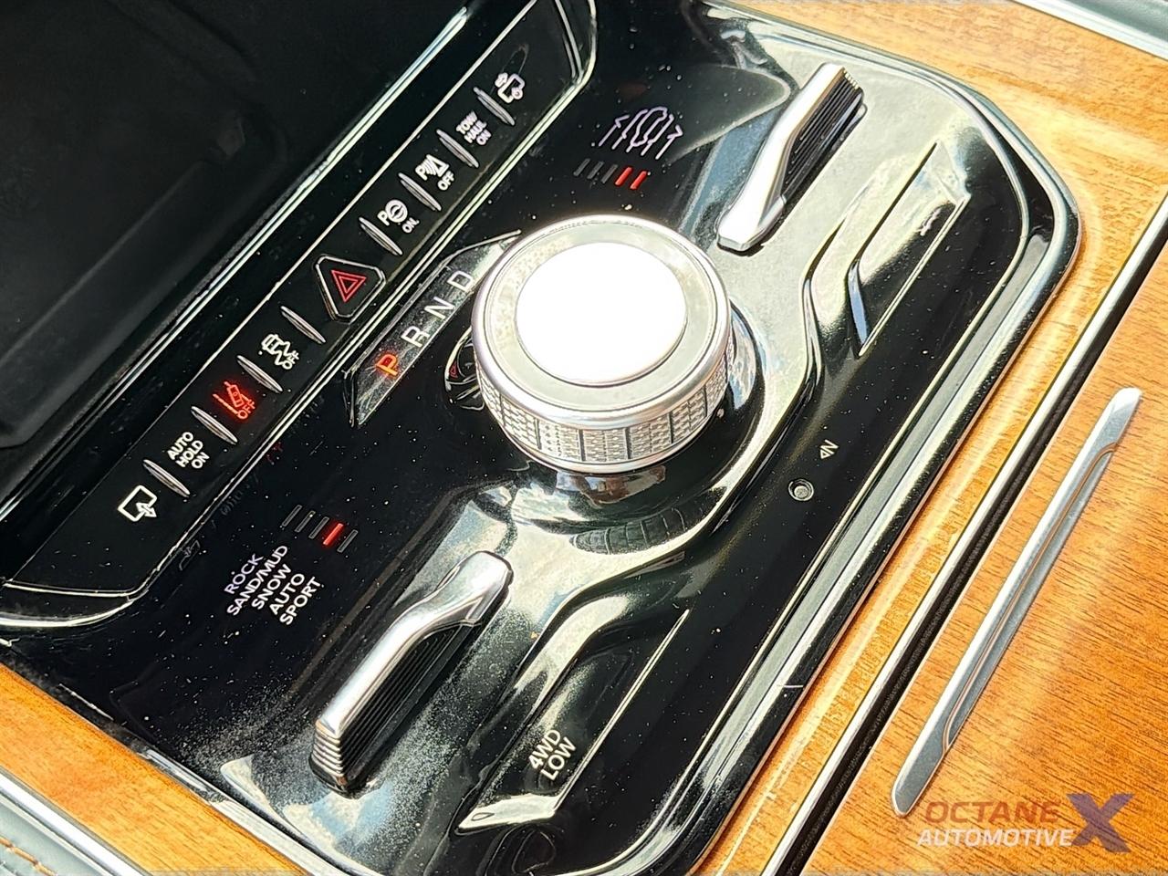 Jeep Grand Wagoneer  2022