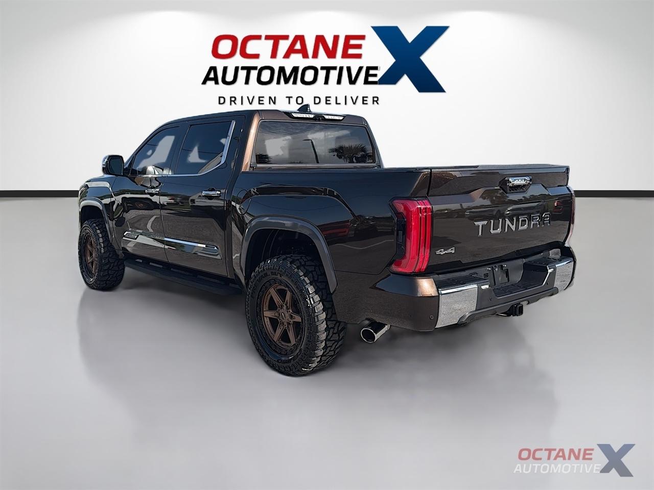 Toyota Tundra  2024
