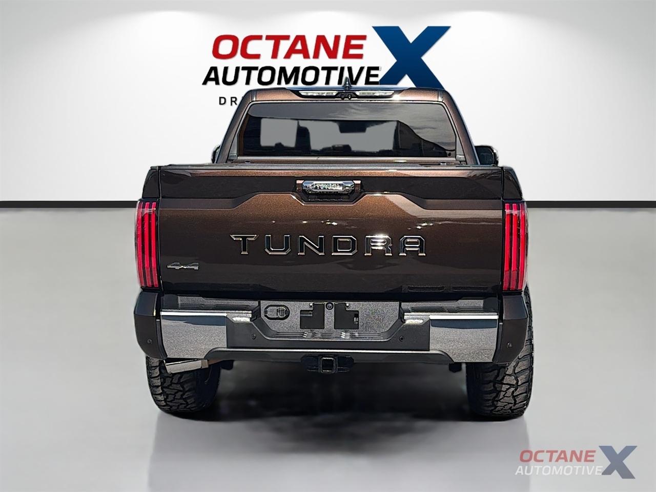 Toyota Tundra  2024