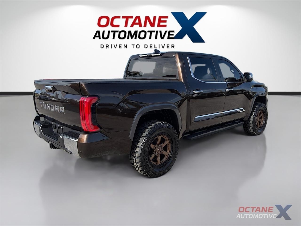 Toyota Tundra  2024
