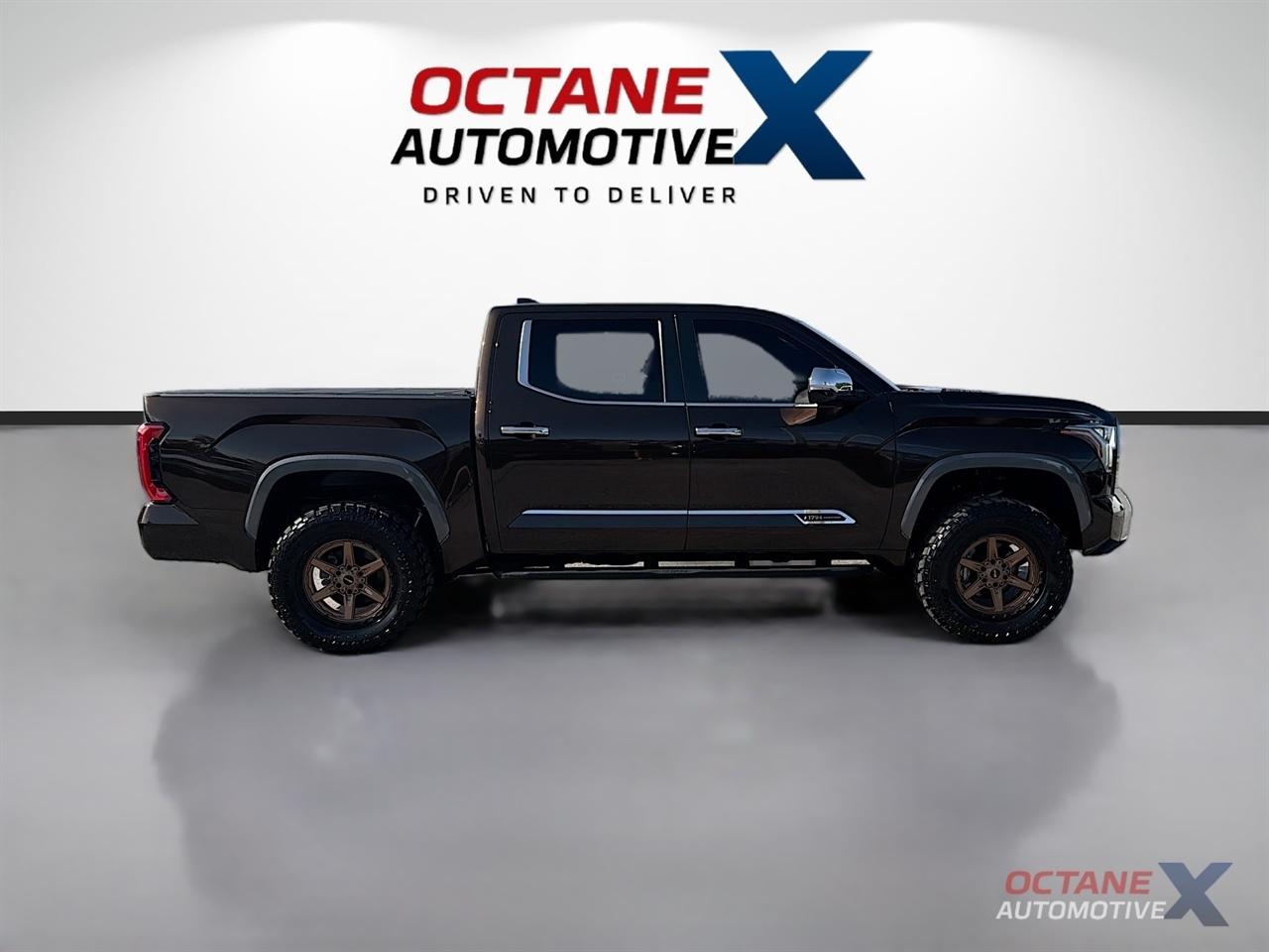 Toyota Tundra  2024