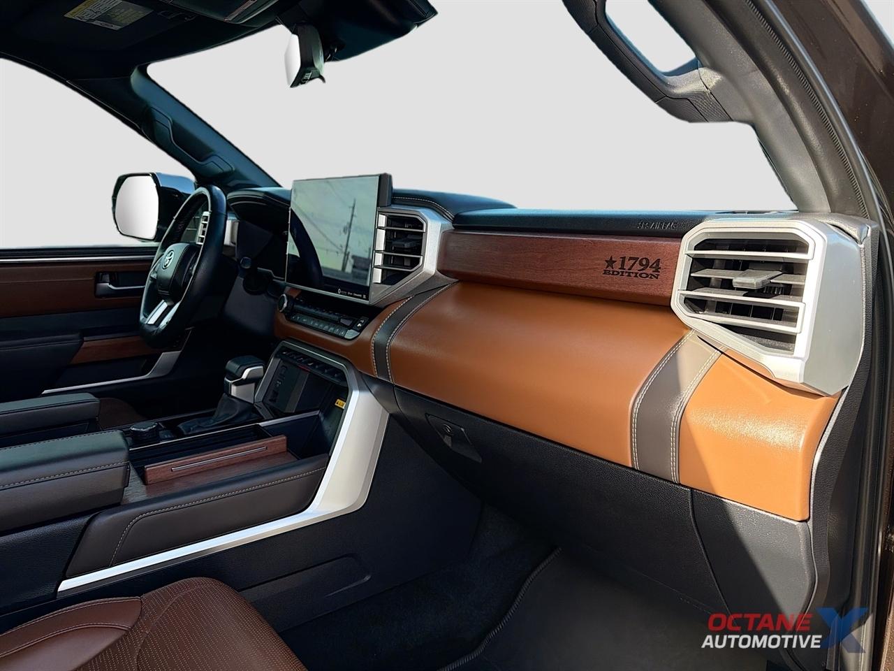 Toyota Tundra  2024