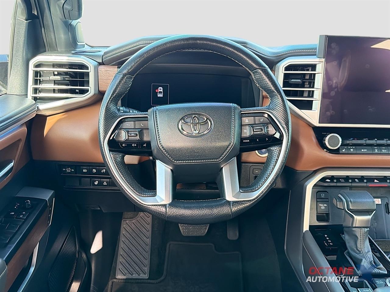 Toyota Tundra  2024