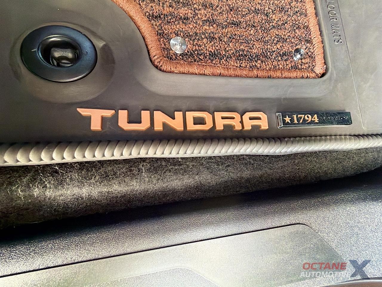 Toyota Tundra  2024