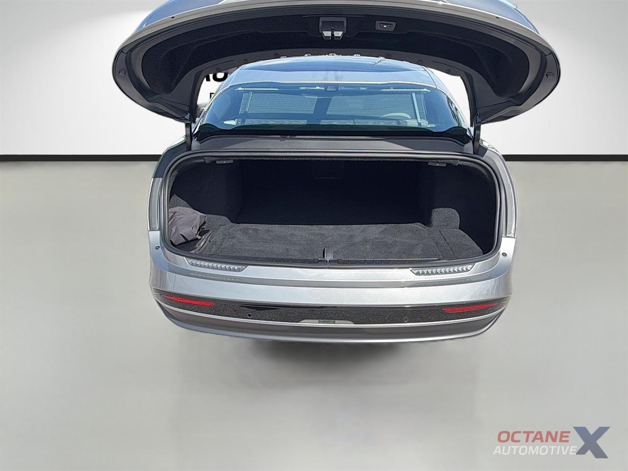 Lucid Grand Air Touring  2023