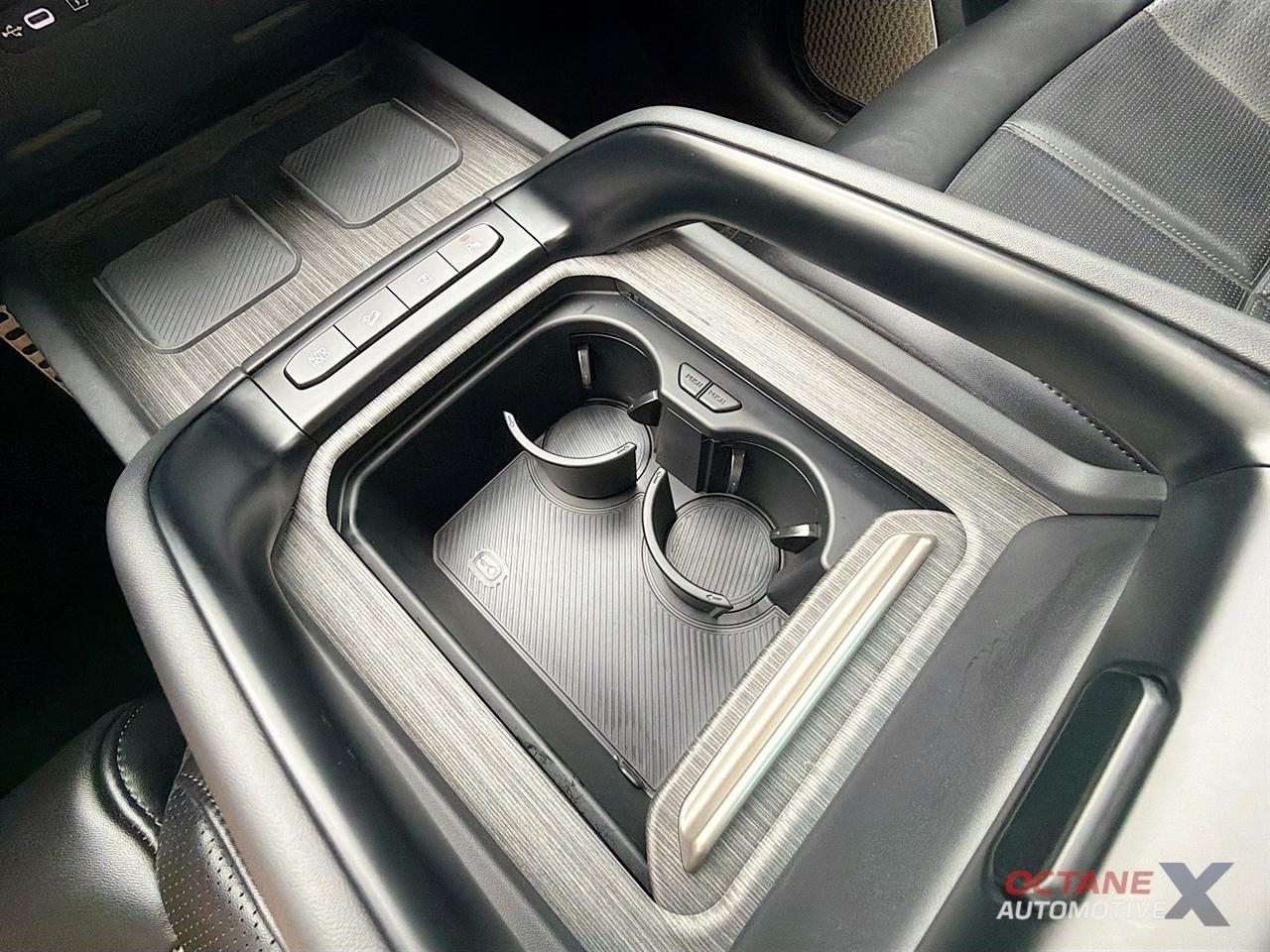Kia Telluride Hybrid  2027