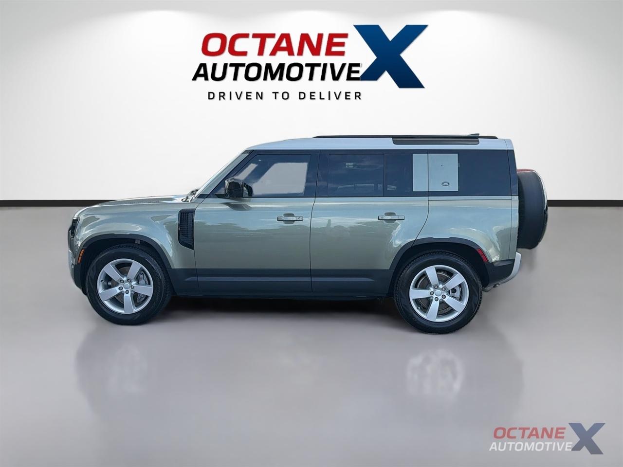Land Rover Defender 110  2023