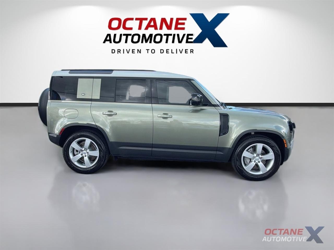 Land Rover Defender 110  2023