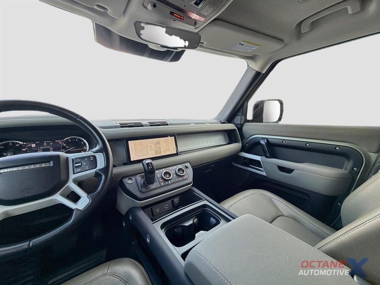 Land Rover Defender 110  2023