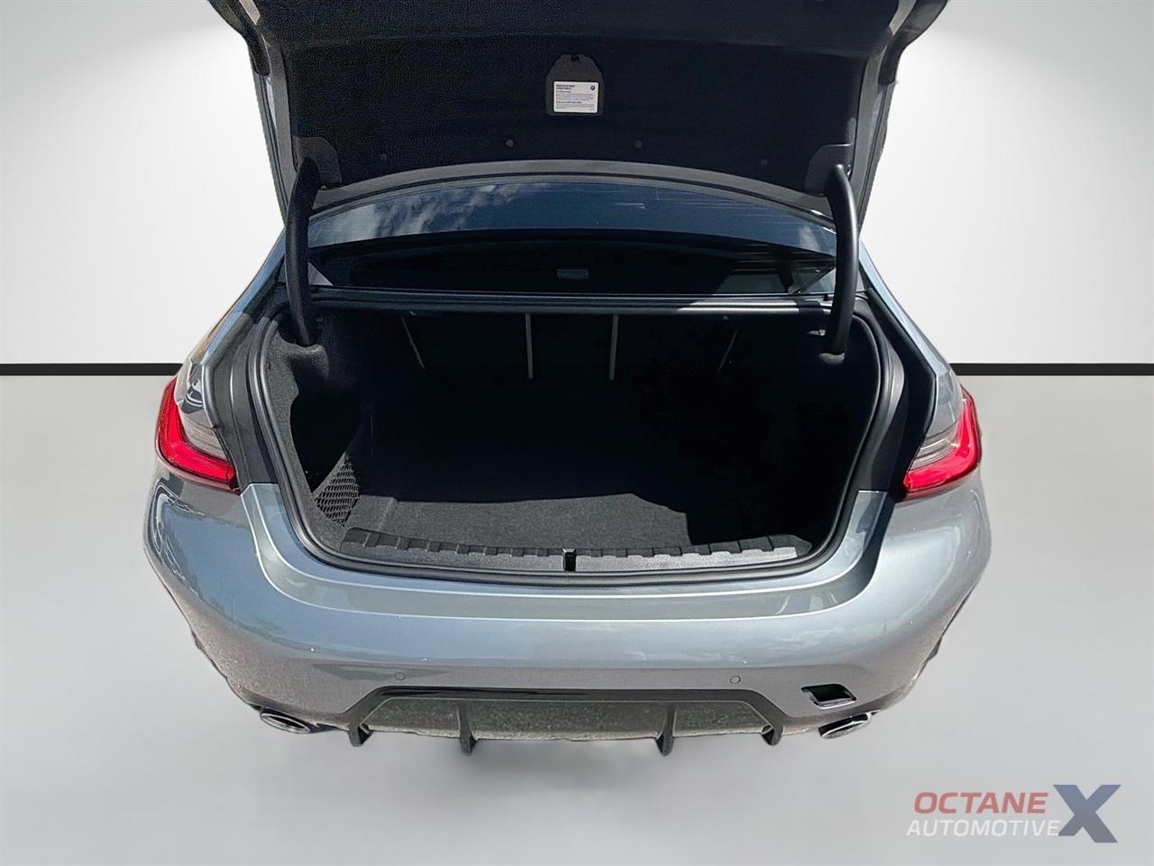 BMW 330i  2023