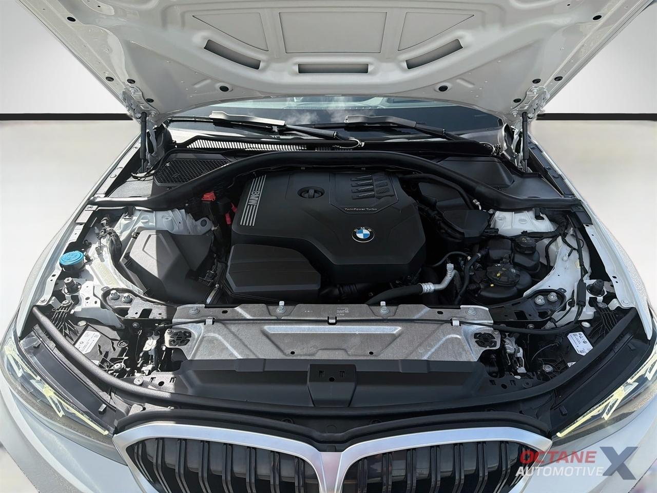 BMW 3-Series  2023