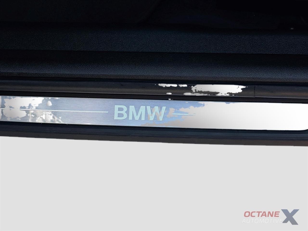 BMW 3-Series  2023