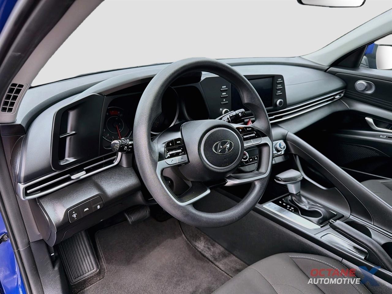 Hyundai Elantra  2023