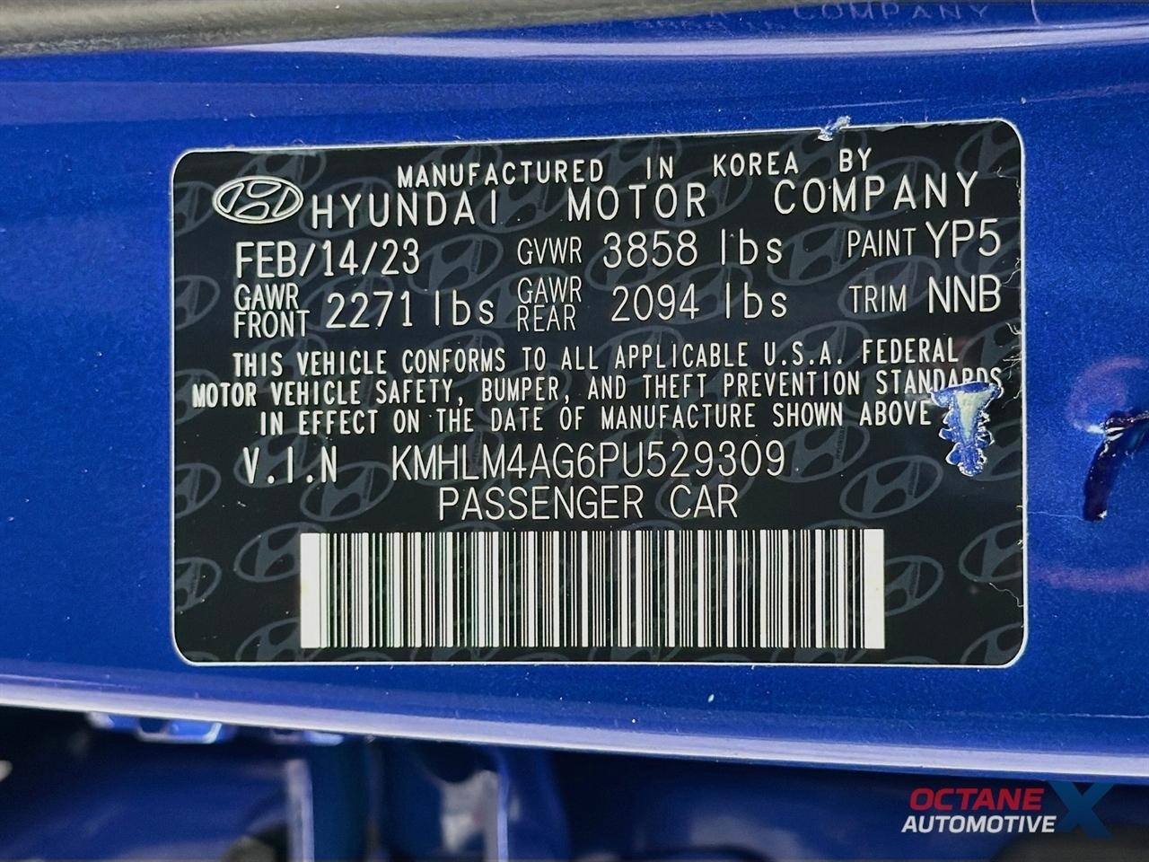 Hyundai Elantra  2023