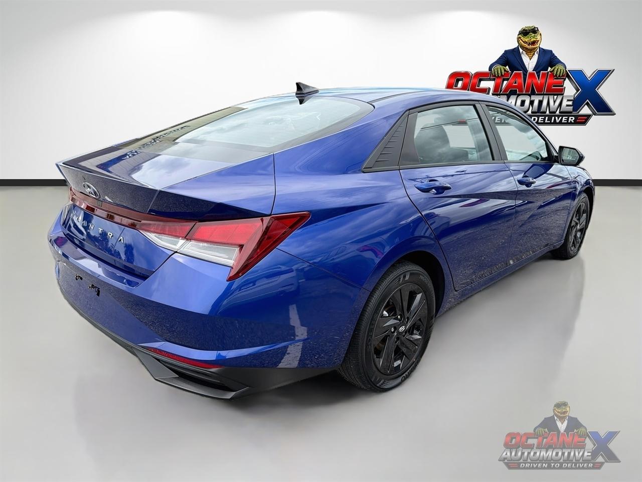Hyundai ELANTRA GLS/SE/  2023