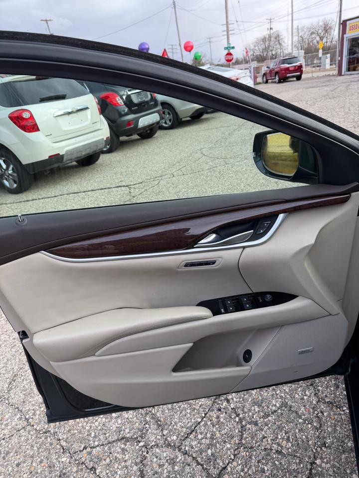 Cadillac XTS Premium AWD 2013