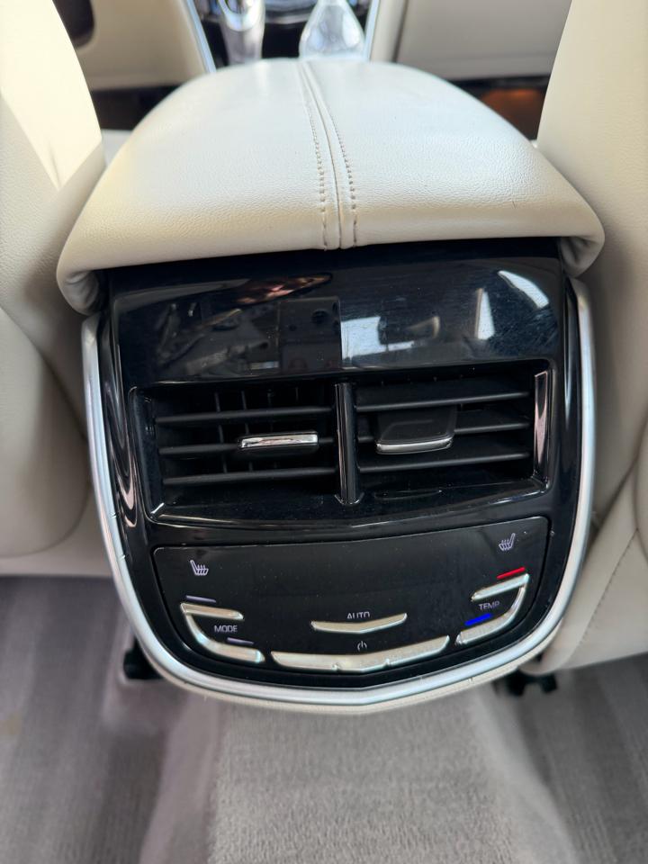 Cadillac XTS Premium AWD 2013