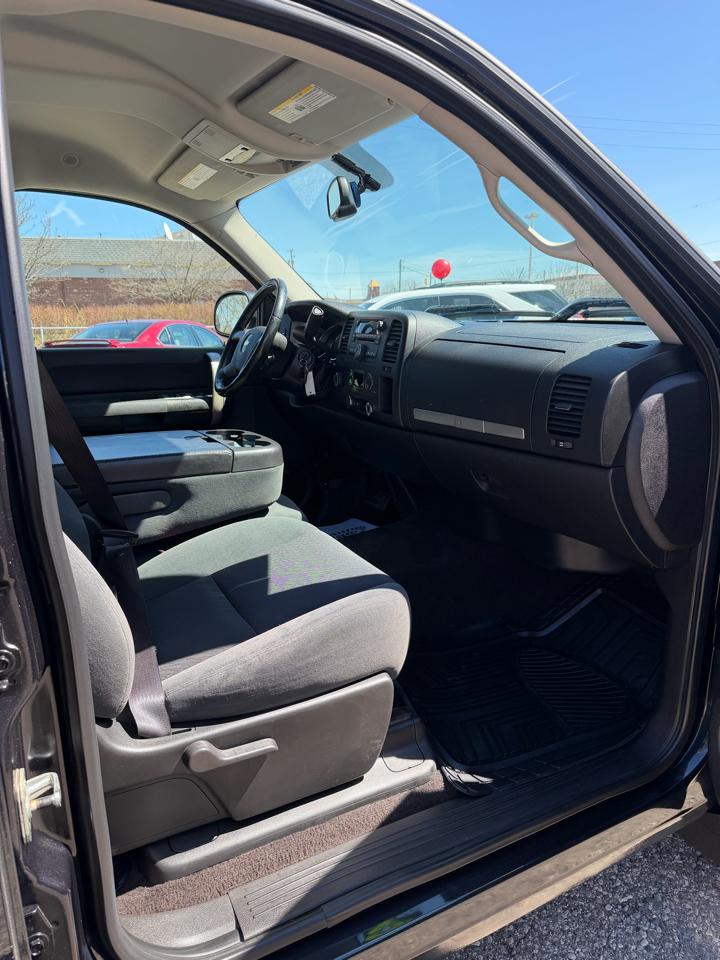 Chevrolet Silverado 1500 1LT Crew Cab 4WD 2009