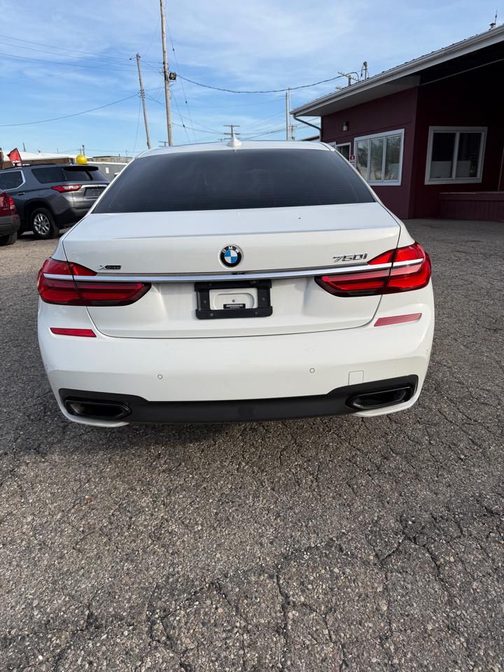 BMW 7-Series 750i xDrive 2019