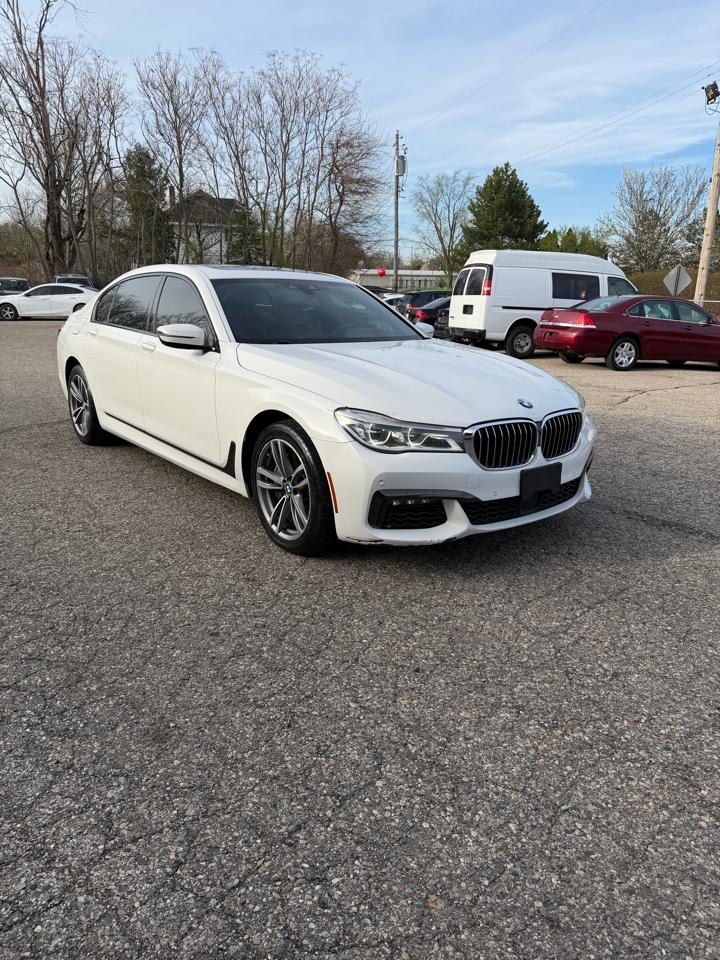 BMW 7-Series 750i xDrive 2019