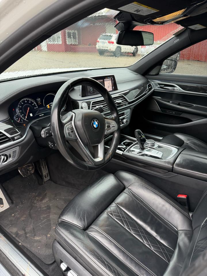BMW 7-Series 750i xDrive 2019