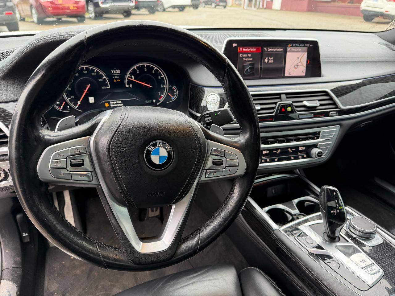 BMW 7-Series 750i xDrive 2019