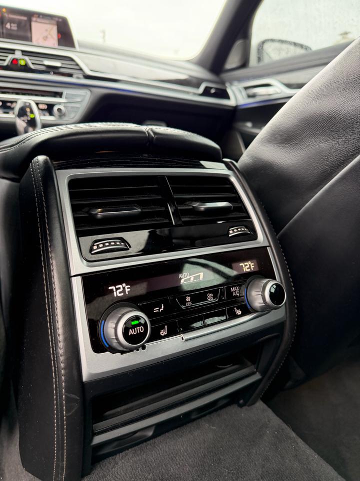BMW 7-Series 750i xDrive 2019