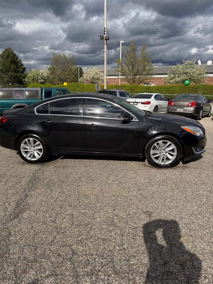 Buick Regal 4dr Sdn Premium II FWD 2015