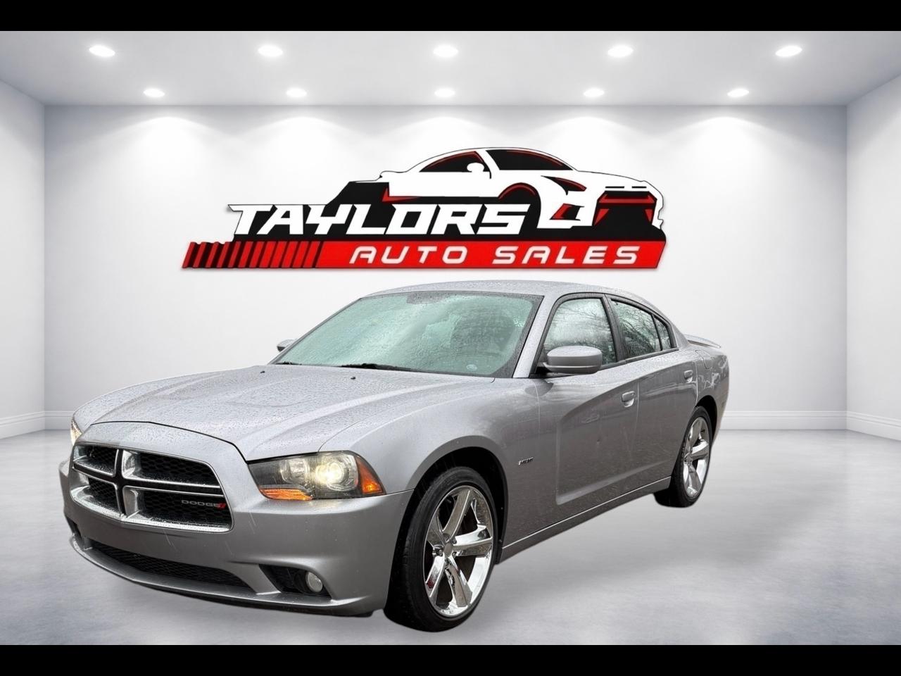 2013 Dodge Charger R/T's photo